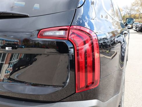 Used 2022 Kia Telluride S image 35