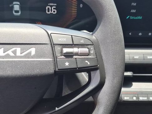 Used 2025 Kia K4 FWD image 21