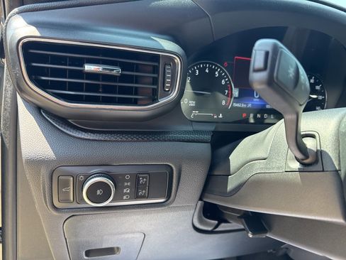 Used 2023 Ford Explorer ST-Line image 15