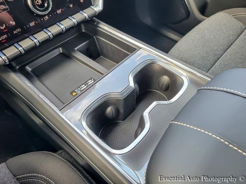 New 2026 GMC Acadia Elevation image 17