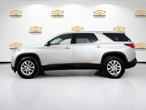 Used 2019 Chevrolet Traverse LS FWD image 5