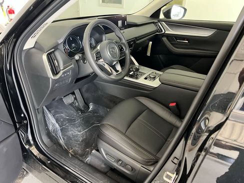 Used 2025 MAZDA CX-90 3.3 Turbo w/ Preferred Package image 11