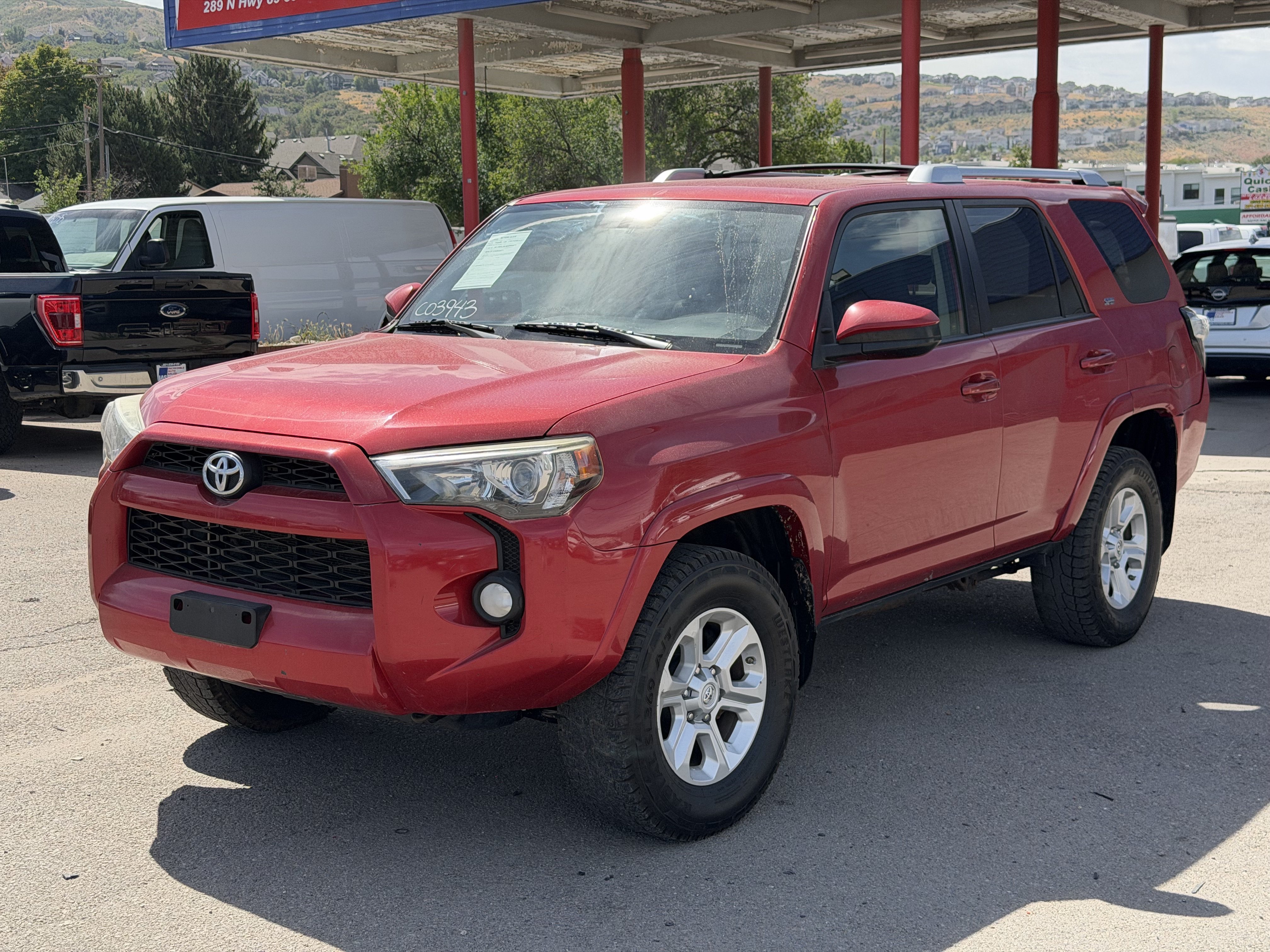 Used 2016 Toyota 4Runner SR5 AWD/4WD image 2