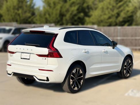 New 2027 Volvo XC60 B5 Plus AWD/4WD image 5