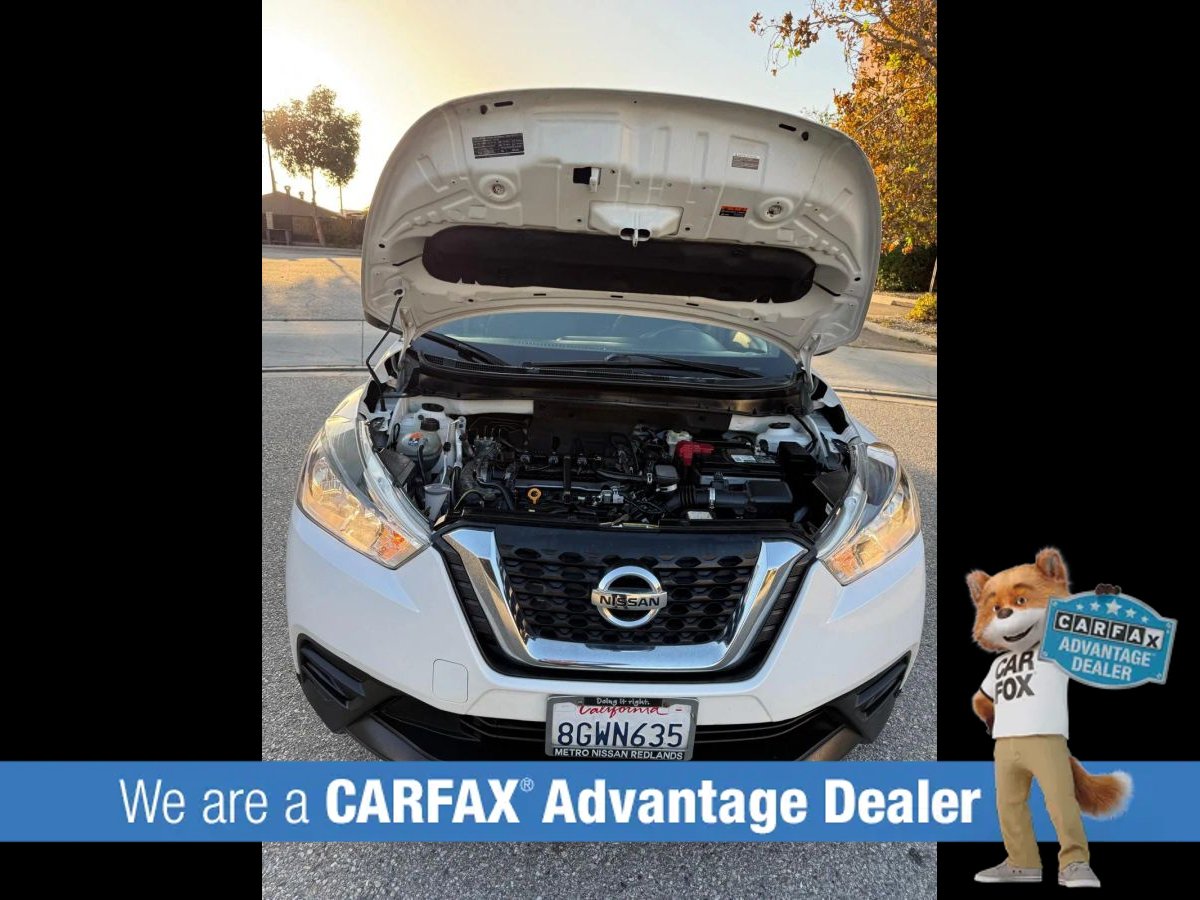 Used 2018 Nissan Kicks SV FWD image 31