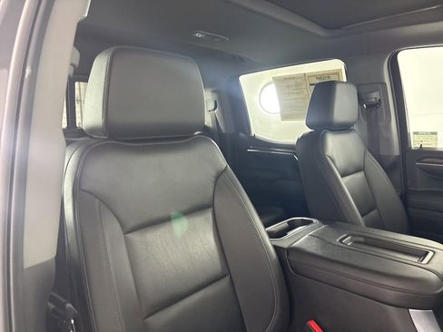 Used 2022 Chevrolet Silverado 1500 LT Trail Boss w/ Convenience Package II image 26