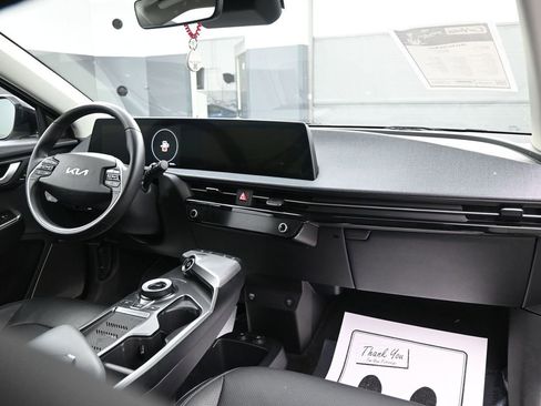 Used 2022 Kia EV6 Wind image 28