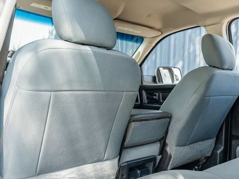 Used 2018 RAM 2500 Tradesman w/ Chrome Appearance Group AWD/4WD image 36