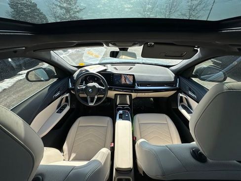 Certified 2025 BMW X1 xDrive28i w/ Technology Package image 14