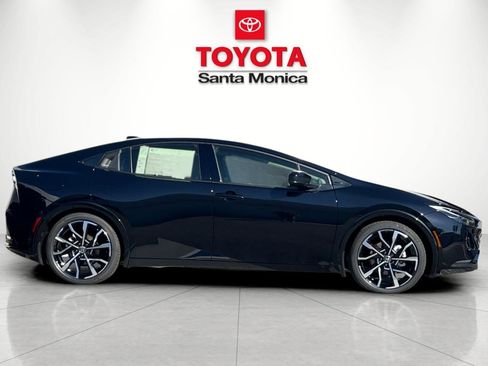 New 2026 Toyota Prius Plug-In Hybrid image 2