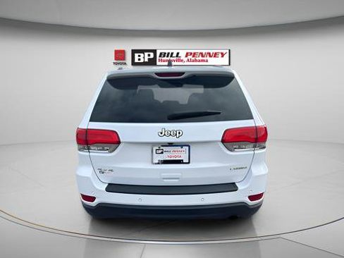 Used 2017 Jeep Grand Cherokee Laredo w/ Quick Order Package 23E image 4