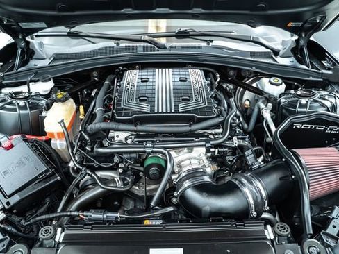 Used 2017 Chevrolet Camaro ZL1 RWD image 33