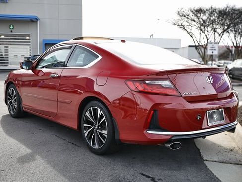 Used 2017 Honda Accord EX-L image 4