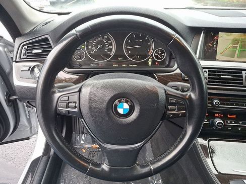 Used 2015 BMW 528i Sedan RWD image 19