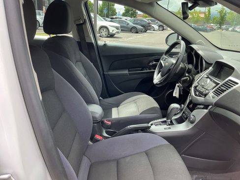 Used 2014 Chevrolet Cruze Eco w/ Enhanced Safety Package FWD image 16