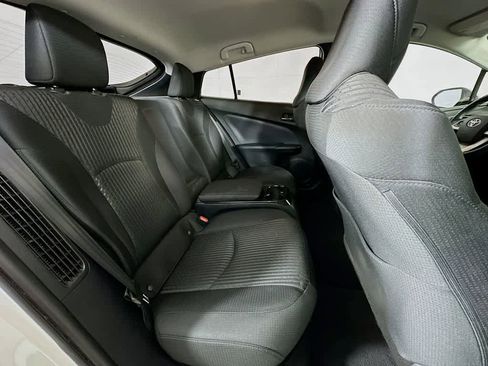 Used 2019 Toyota Prius Prime Plus FWD image 30
