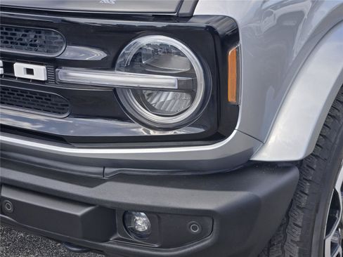 Certified 2023 Ford Bronco Outer Banks AWD/4WD image 10