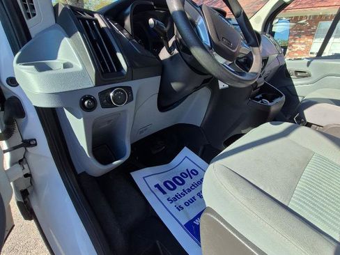 Used 2018 Ford Transit 350 XLT image 10