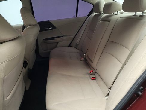 Used 2016 Honda Accord EX image 18