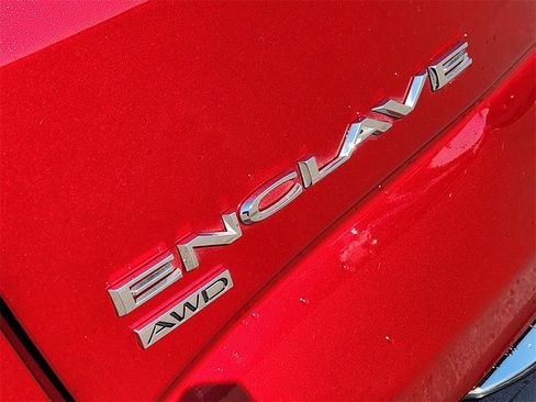 Used 2024 Buick Enclave Premium image 10