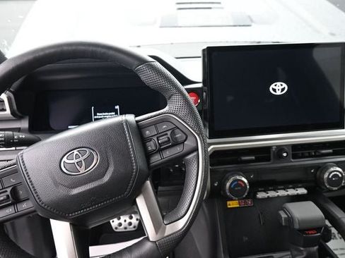Used 2024 Toyota Tacoma TRD Sport w/ TRD Sport Upgrade Package AWD/4WD image 19