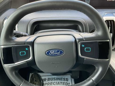 Used 2025 Ford Expedition Max Active image 29