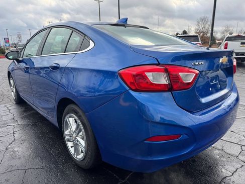 Used 2018 Chevrolet Cruze LT image 8