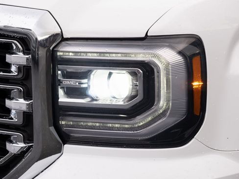 Used 2018 GMC Sierra 1500 SLT image 23