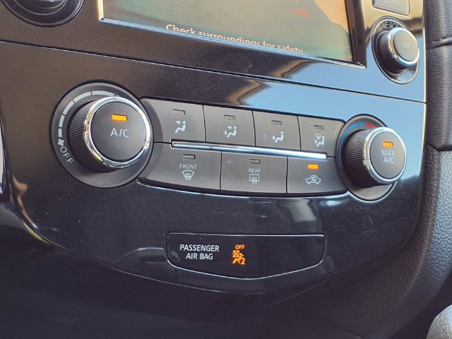 Used 2019 Nissan Rogue S FWD image 7