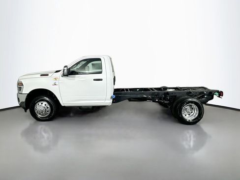 New 2025 RAM 3500 Tradesman image 4