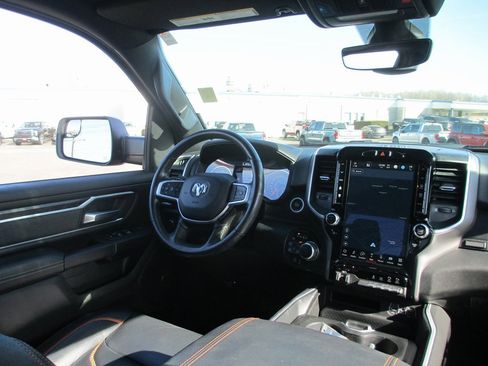 Used 2022 RAM 1500 Big Horn image 25