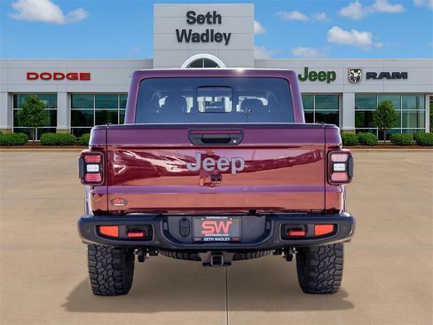 Used 2021 Jeep Gladiator Rubicon image 6
