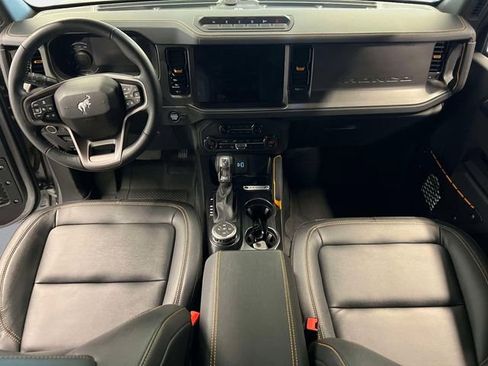 Used 2024 Ford Bronco Badlands image 13