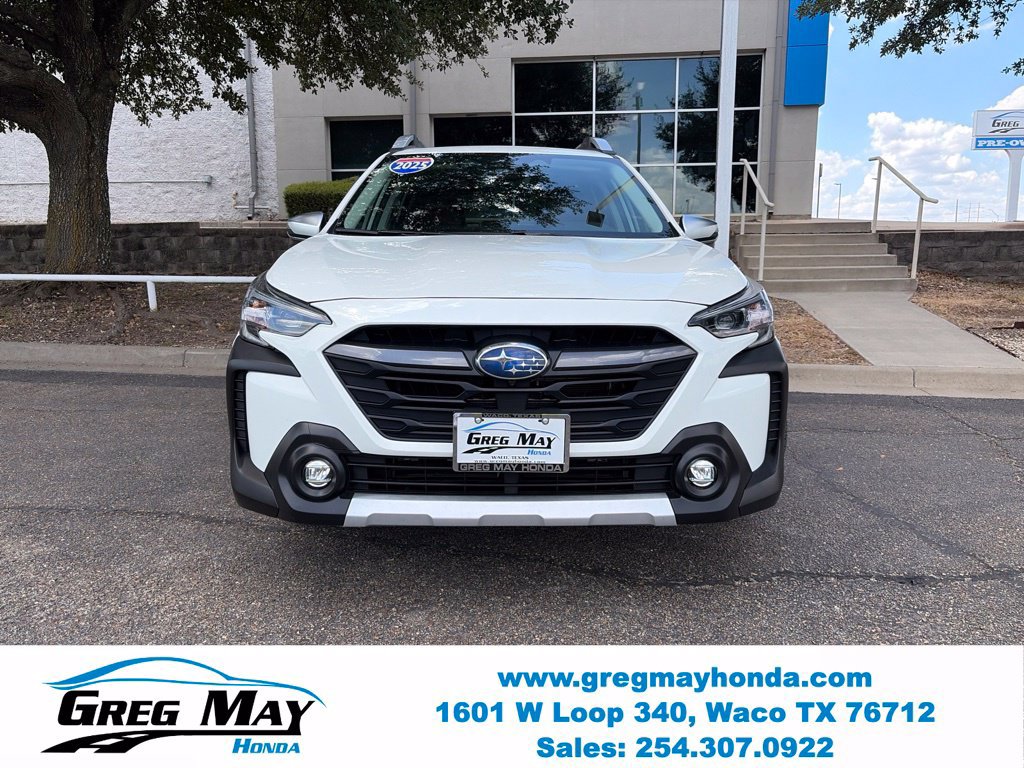 Used 2025 Subaru Outback Touring XT AWD/4WD image 2