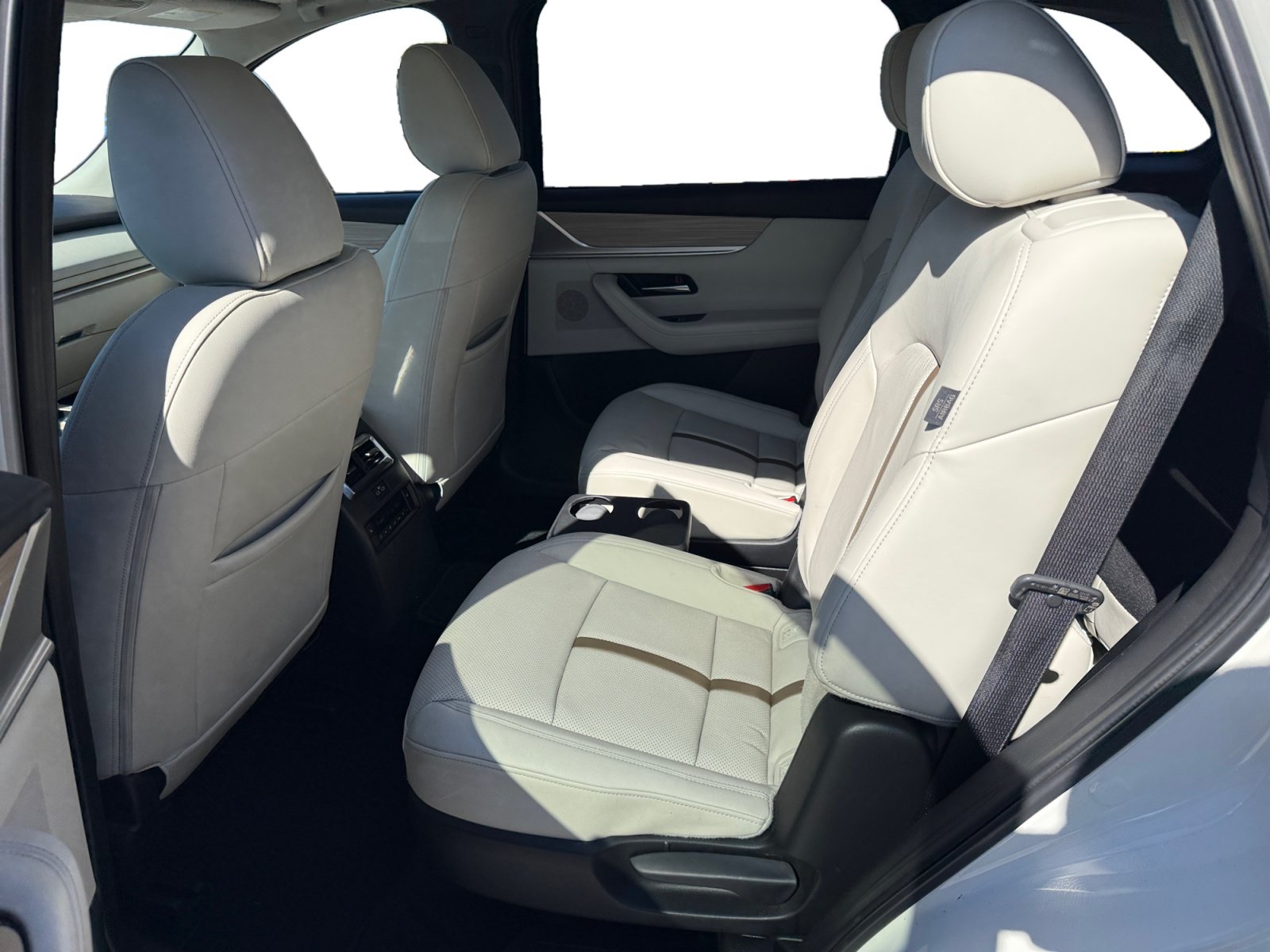 Certified 2024 MAZDA CX-90 Plug-In Hybrid w/ Premium Plus AWD/4WD image 16