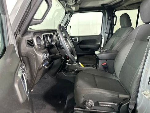 Used 2023 Jeep Wrangler Unlimited w/ Cold Weather Group image 11