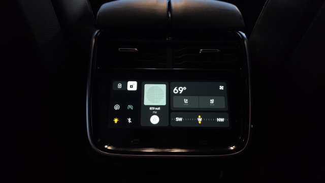 Used 2023 Rivian R1T Adventure Quad AWD/4WD image 12