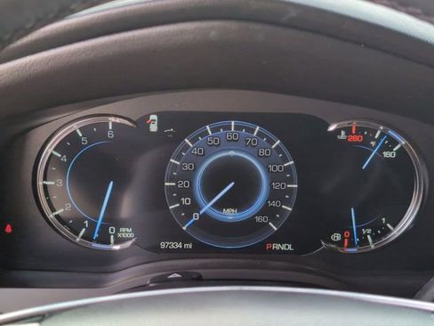 Certified 2020 Cadillac Escalade Premium Luxury image 12