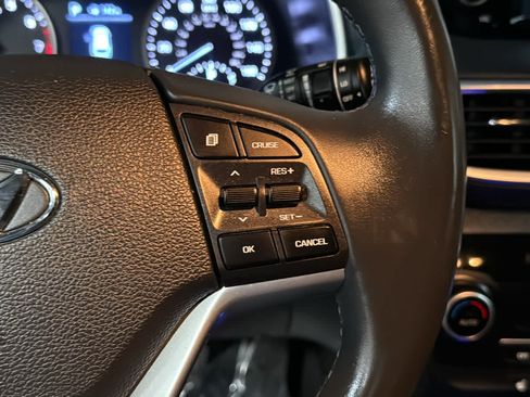 Used 2020 Hyundai Tucson Limited AWD/4WD image 13