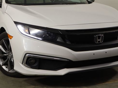 Used 2019 Honda Civic EX image 40