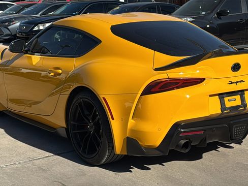 Used 2021 Toyota Supra Premium w/ Driver Assist Package image 5