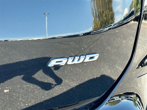 Used 2023 Ford Edge SEL image 25