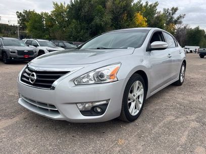 Used 2015 Nissan Altima 2.5 SL w/ Technology Package