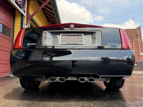 Used 2005 Cadillac XLR RWD image 6