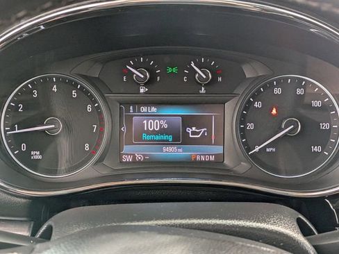 Used 2020 Buick Encore Preferred image 31