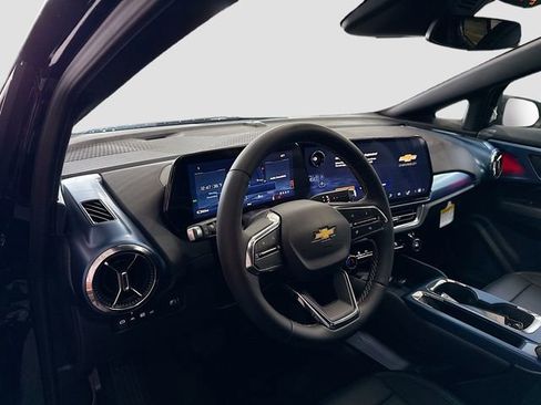 New 2026 Chevrolet Equinox EV LT AWD/4WD image 10