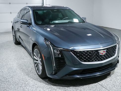 Used 2025 Cadillac CT5 Premium Luxury w/ Sun And Sound Package RWD image 5