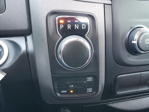 Used 2019 RAM 1500 Express AWD/4WD image 24