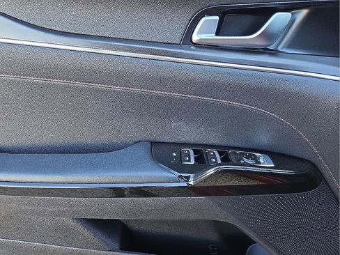 Used 2023 Kia K5 GT image 21