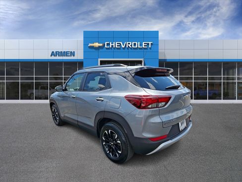 Certified 2023 Chevrolet TrailBlazer LT w/ Convenience Package FWD image 5